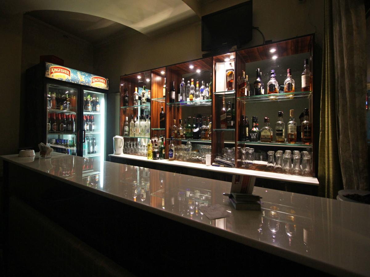 Oyo 8132 Hotel Kukreja デヘラードゥーン エクステリア 写真