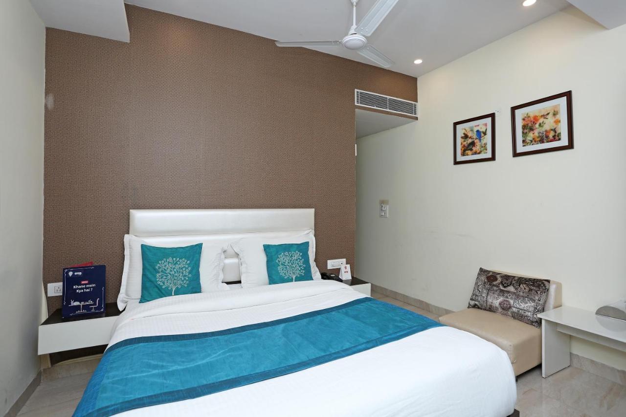 Oyo 8132 Hotel Kukreja デヘラードゥーン エクステリア 写真